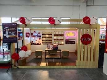 In-lite booth
