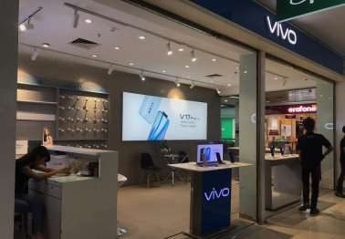 Vivo store front