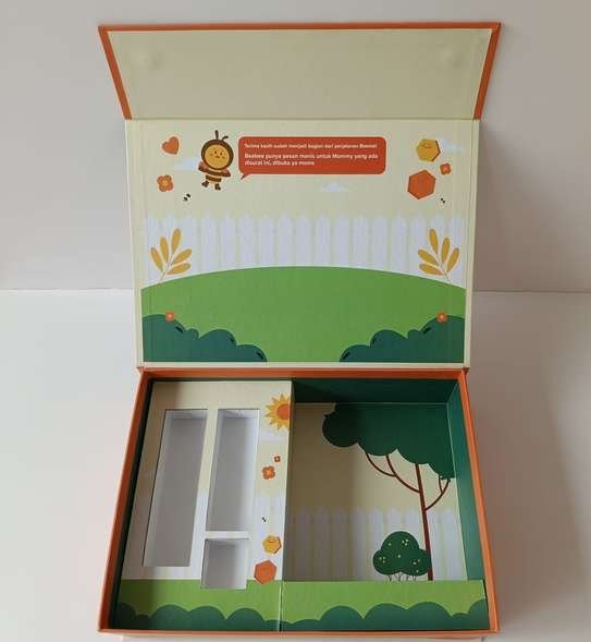 BEEME merchandise box
