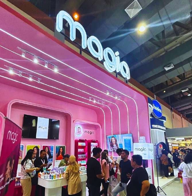 MAGIA booth, JXB