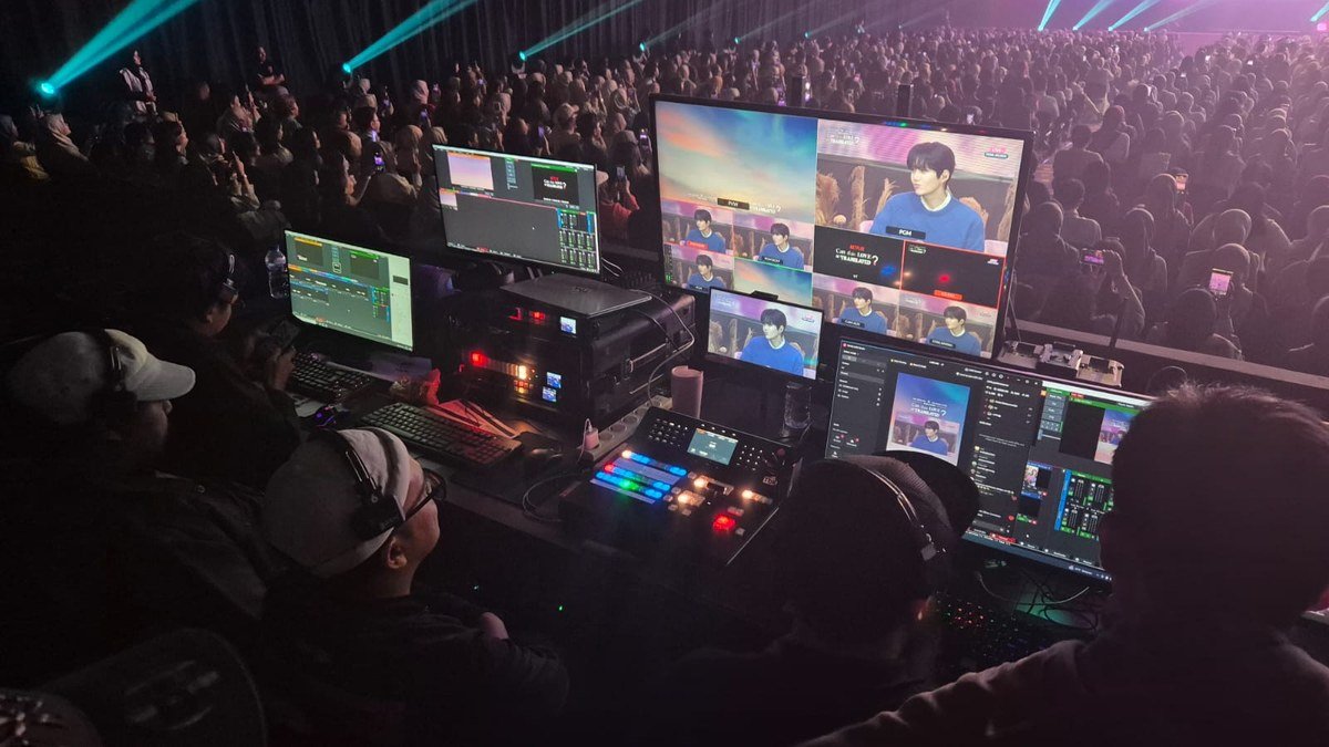 Multi-camera broadcast desk
