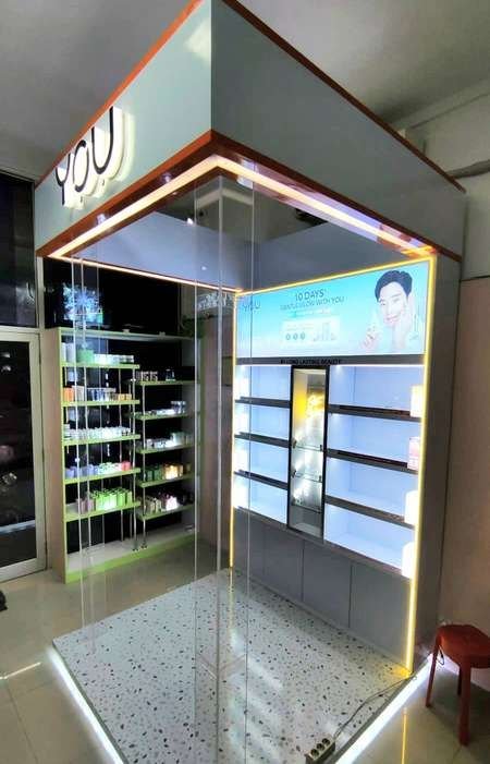 Y.O.U pop-up store